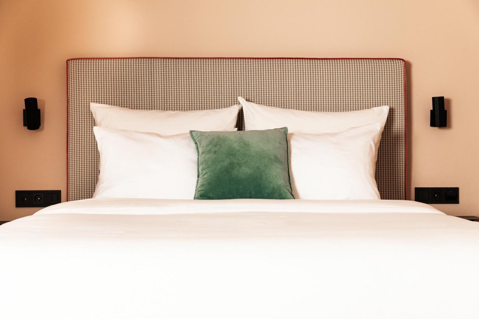 Miano & Bar Hotel 3*